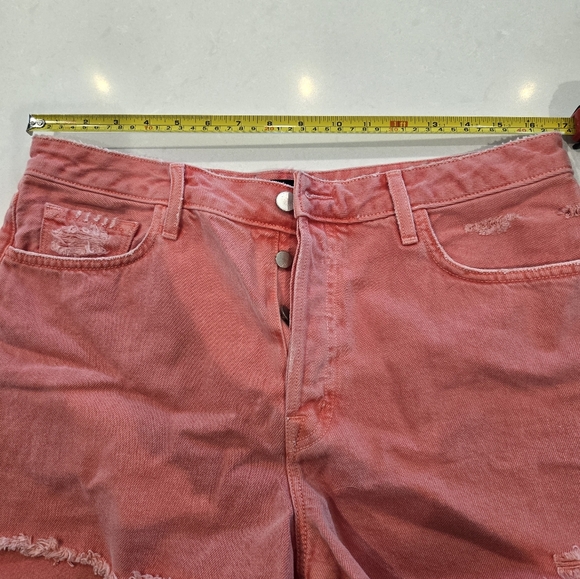 J Brand Gracie High Rise Shorts in Glowing Blossom - Picture 9 of 10